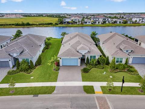 10033 Regency Way, Palm Beach Gardens FL - photo 6 of 86