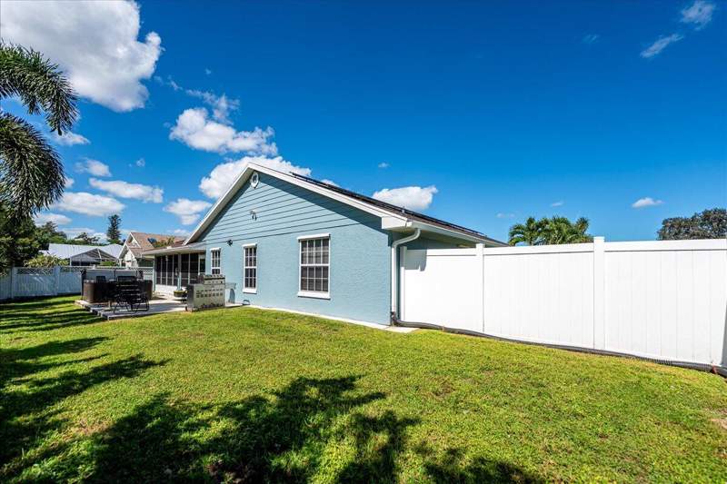 3 bedroom Single Family Residence at 6876 Bronte Circle, Oleander Pines, Port St. Lucie — photo 3