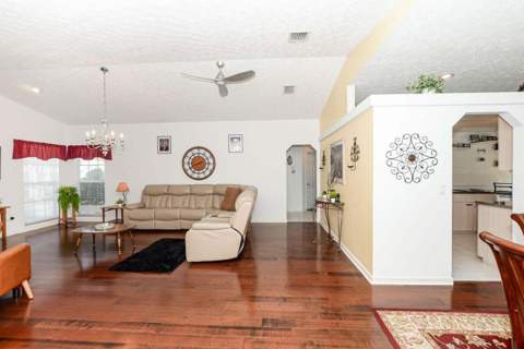 6876 Bronte Circle, Port St. Lucie FL - photo 18 of 53