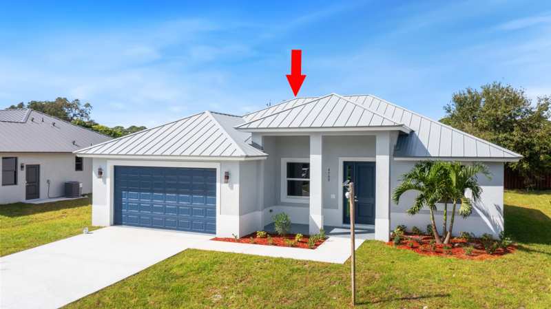 3 bedroom Single Family Residence at 4709 Seagrape Drive, Indian River Estates Unit 7, Fort Pierce — photo 1