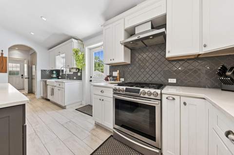 310 Almeria Road, West Palm Beach FL - photo 14 of 69