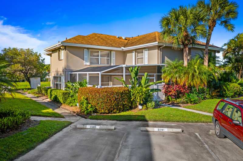 2 bedroom Townhouse at 3389 SW Sunset Trace Circle, Stamford At Sunset Trace (Aka Martin Downs Plat 36, Palm City — photo 1