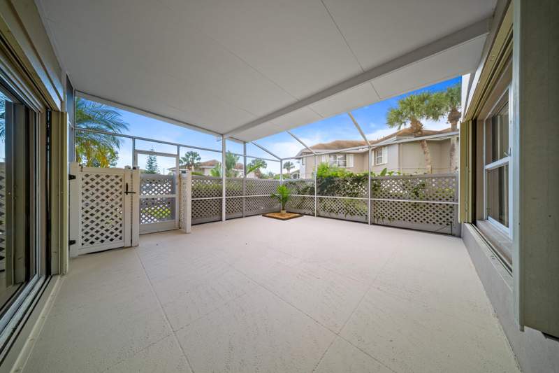 2 bedroom Townhouse at 3389 SW Sunset Trace Circle, Stamford At Sunset Trace (Aka Martin Downs Plat 36, Palm City — photo 3