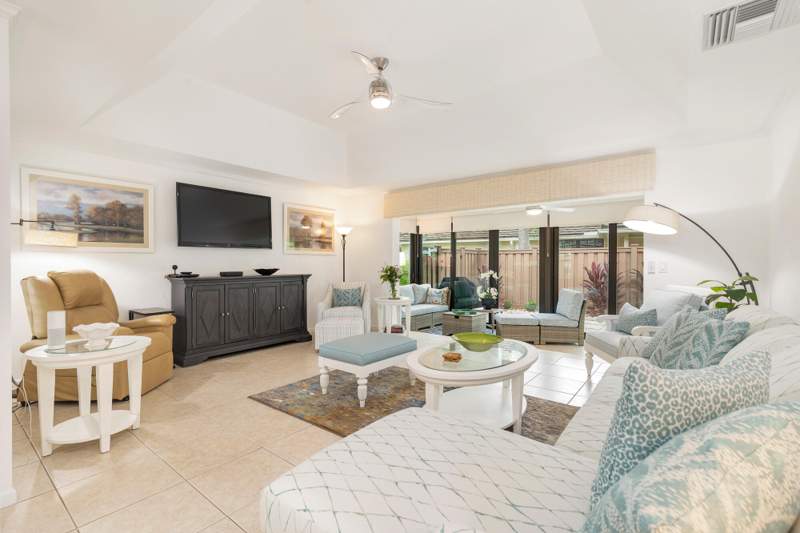 3 bedroom Condominium at 11341 Briarwood Place, Twelve Oaks Condo, North Palm Beach — photo 2