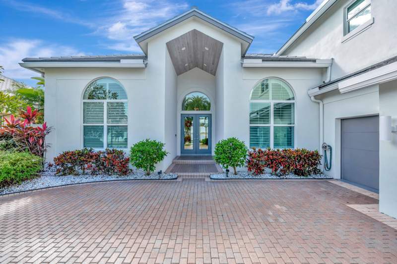 5 bedroom Single Family Residence at 3225 SE Braemar Way, Braemar Estates, Port St. Lucie — photo 3