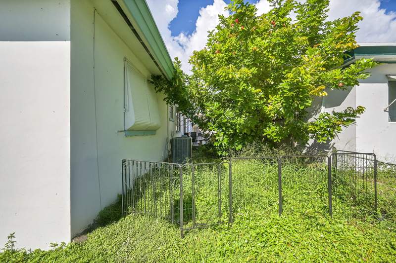 3 bedroom Single Family Residence at 721 N A Street, Hillcrest At L W, Lake Worth Beach — photo 5