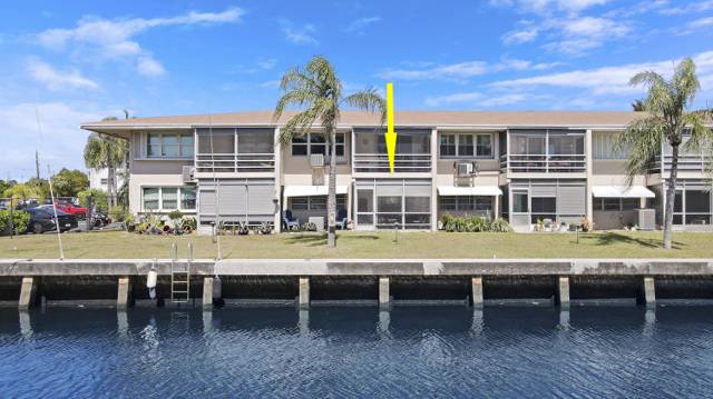 298 SE 6th Avenue #6