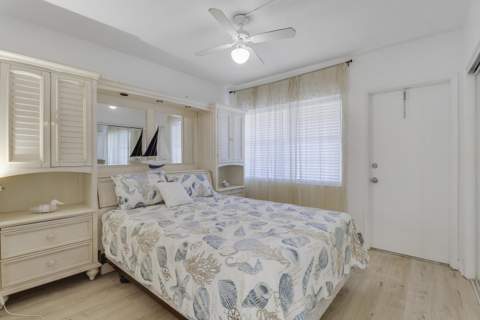 298 SE 6th Avenue #6, Pompano Beach FL - photo 8 of 36