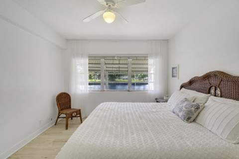 298 SE 6th Avenue #6, Pompano Beach FL - photo 11 of 36