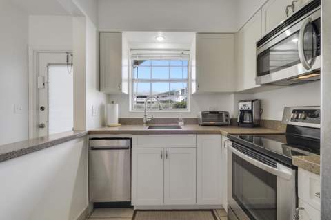 298 SE 6th Avenue #6, Pompano Beach FL - photo 19 of 36