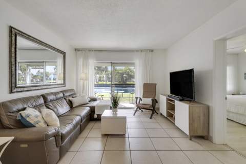 298 SE 6th Avenue #6, Pompano Beach FL - photo 24 of 36
