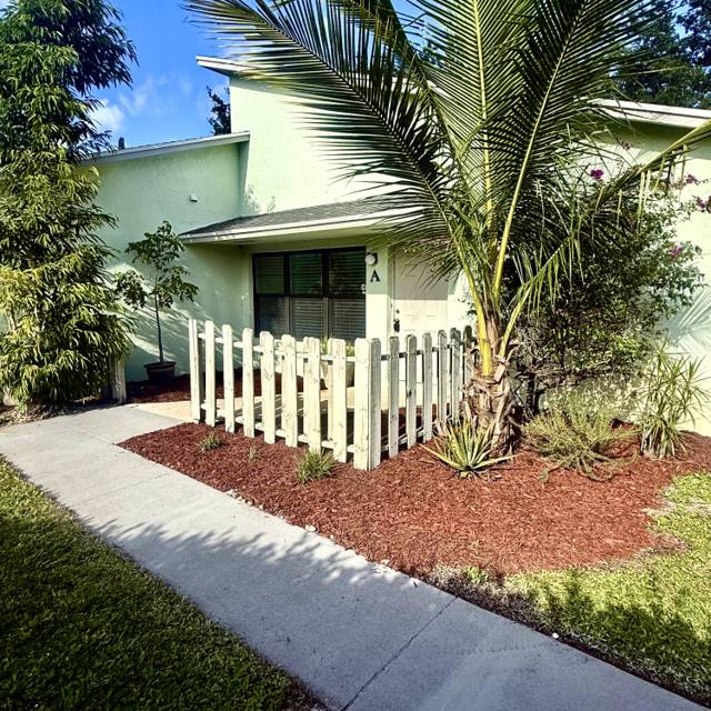Jupiter Lakes Villas Condo
