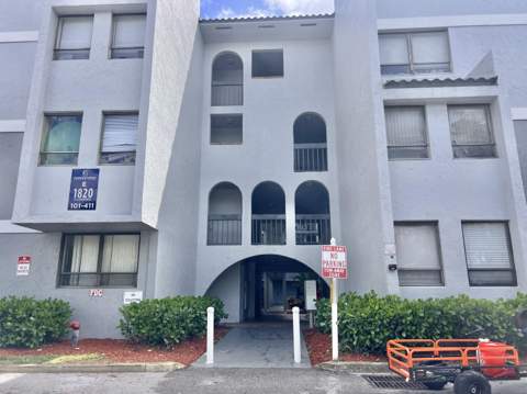 1820 N Congress Avenue #410, West Palm Beach FL - photo 18 of 21