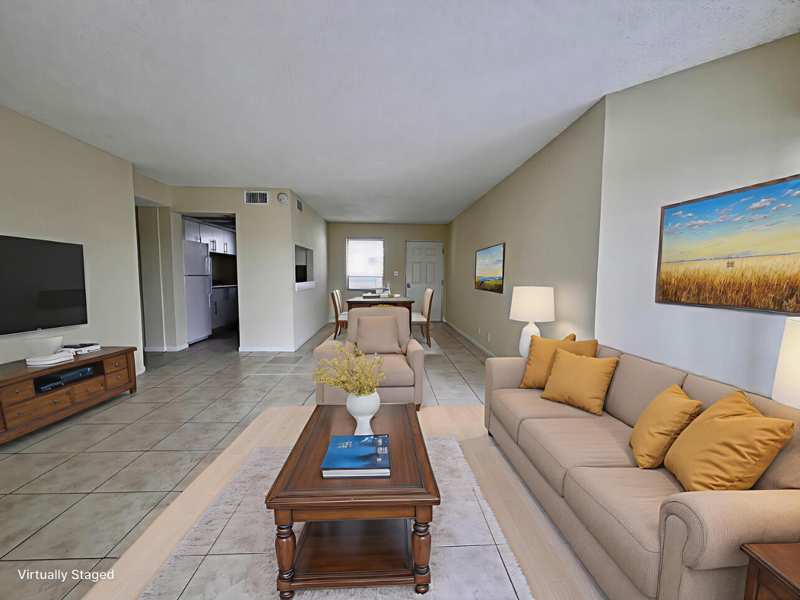1 bedroom Condominium at 1820 N Congress Avenue #410, Presidential Golfview Condo, West Palm Beach — photo 1