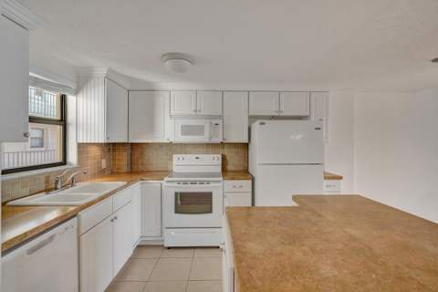 890 N Federal Highway #410, Lantana FL - photo 8 of 54
