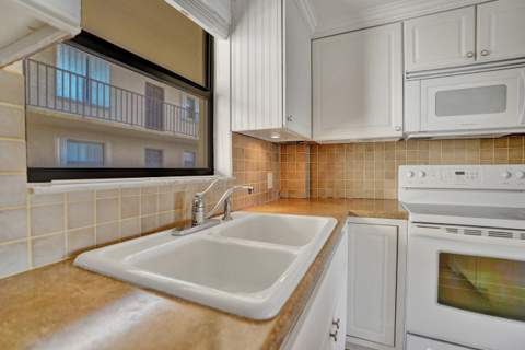 890 N Federal Highway #410, Lantana FL - photo 11 of 54