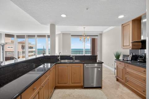 700 Ocean Royale Way #Ph 3, Juno Beach FL - photo 6 of 33