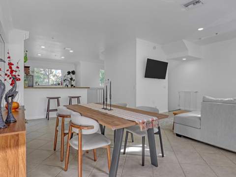 2850 S Oasis Drive, Boynton Beach FL - photo 8 of 37