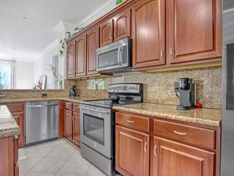 2850 S Oasis Drive, Boynton Beach FL - photo 13 of 37
