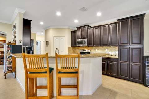 9328 Silent Oak Circle, West Palm Beach FL - photo 13 of 35