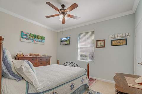 9328 Silent Oak Circle, West Palm Beach FL - photo 17 of 35