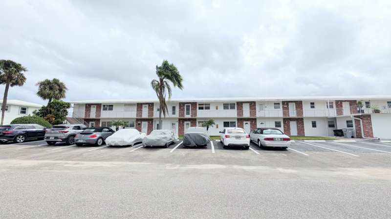 2 bedroom Condominium at 2800 W Golf Boulevard #219, Leisureville Fairway Three Condo, Pompano Beach — photo 1