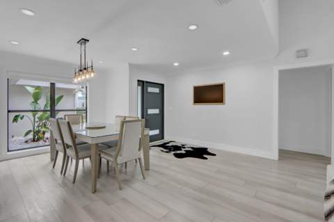 39 Edinburgh Drive, Palm Beach Gardens FL - photo 6 of 17