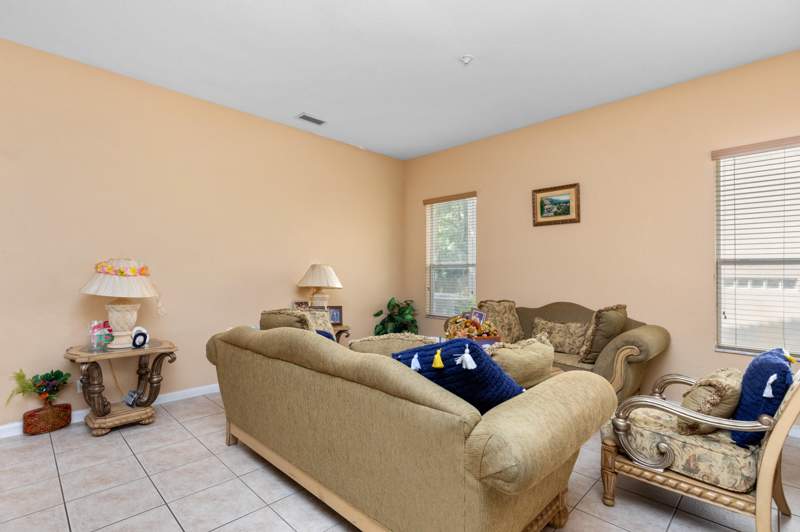 4 bedroom Single Family Residence at 1017 Grove Park Circle, Palmyra Estates, Boynton Beach — photo 4