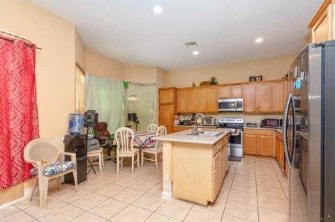 1017 Grove Park Circle, Boynton Beach FL - photo 8 of 24