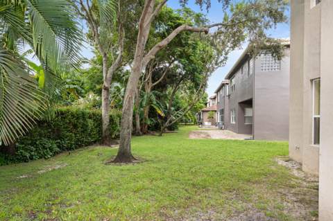 1017 Grove Park Circle, Boynton Beach FL - photo 21 of 24