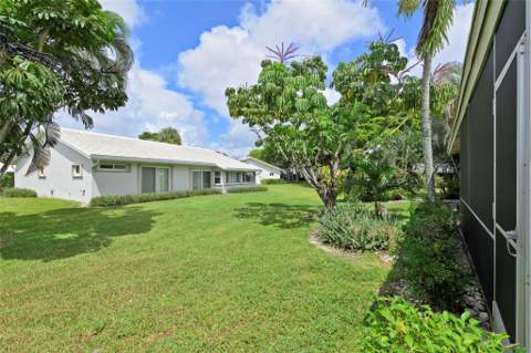 22349 Treetop Circle, Boca Raton FL - photo 23 of 36