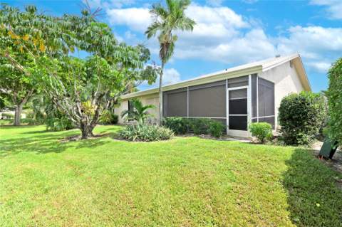 22349 Treetop Circle, Boca Raton FL - photo 24 of 36