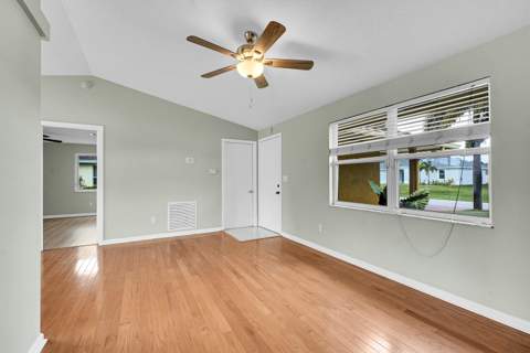 1652 SW Crawford Avenue, Port St. Lucie FL - photo 9 of 42
