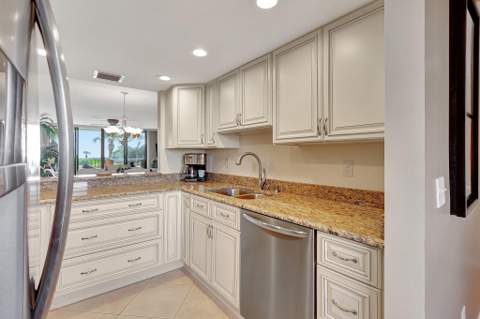 5055 N Highway A1a #205, Hutchinson Island FL - photo 8 of 41