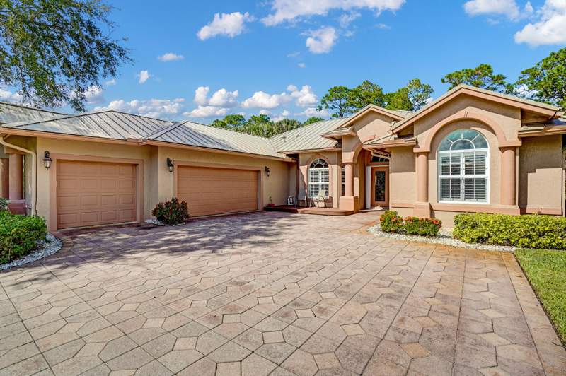 3 bedroom Single Family Residence at 3401 Bent Pine Drive, Monte Carlo Country Club Unit 1, Fort Pierce — photo 3