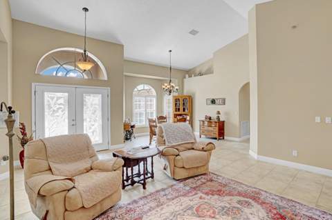 3401 Bent Pine Drive, Fort Pierce FL - photo 10 of 54