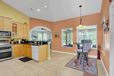3401 Bent Pine Drive, Fort Pierce FL - photo 13 of 54