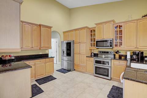 3401 Bent Pine Drive, Fort Pierce FL - photo 15 of 54