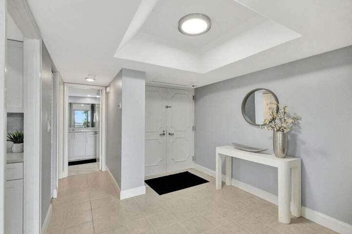 2 bedroom Condominium at 5550 N Ocean Drive #2b, Water Glades Condo, Singer Island — photo 4