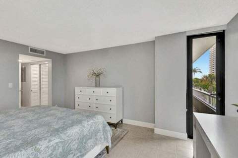 5550 N Ocean Drive #2b, Singer Island FL - photo 19 of 59