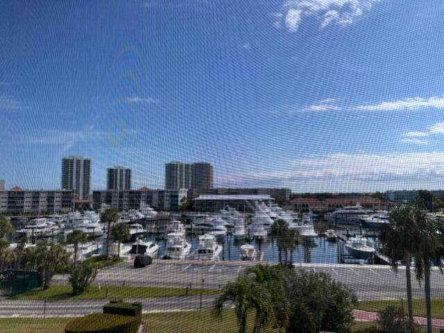 2 bedroom Condominium at 907 Marina Drive #402, Harbour Towers Condo 55+ Community, North Palm Beach — photo 3
