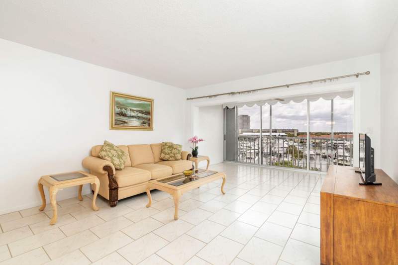 2 bedroom Condominium at 907 Marina Drive #402, Harbour Towers Condo 55+ Community, North Palm Beach — photo 5