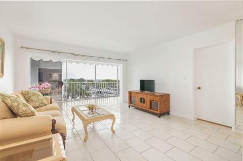 907 Marina Drive #402, North Palm Beach FL - photo 10 of 49