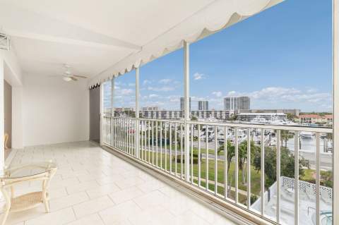 907 Marina Drive #402, North Palm Beach FL - photo 24 of 49