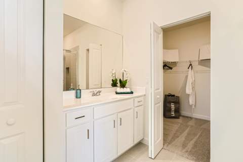 818 SE Grovebush Lane, Port St. Lucie FL - photo 8 of 21