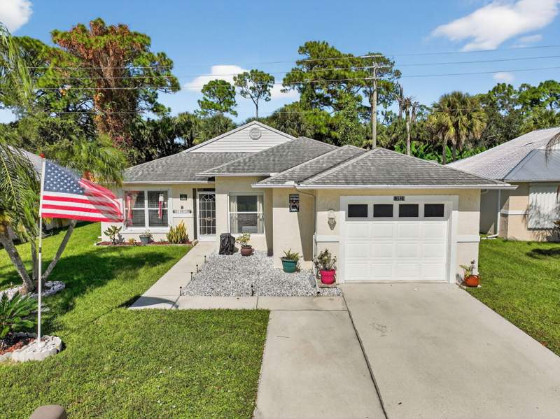 2 bedroom Single Family Residence at 13924 Aguila Avenue, Spanish Lakes Fairways, Fort Pierce — photo 2