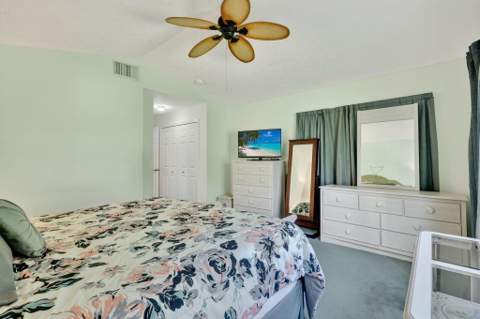13924 Aguila Avenue, Fort Pierce FL - photo 18 of 35