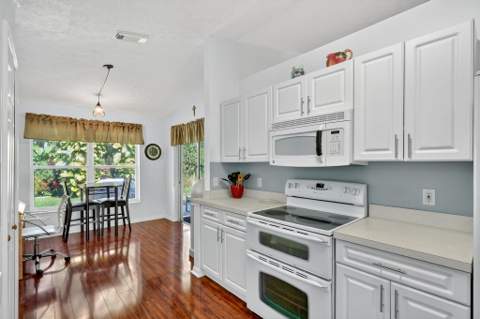 13924 Aguila Avenue, Fort Pierce FL - photo 10 of 35