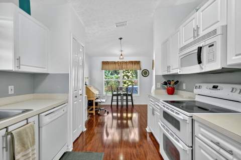 13924 Aguila Avenue, Fort Pierce FL - photo 8 of 35