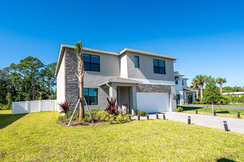 5 bedroom Single Family Residence at 6016 SE Violet Lane, Willow Pointe, Stuart — photo 3